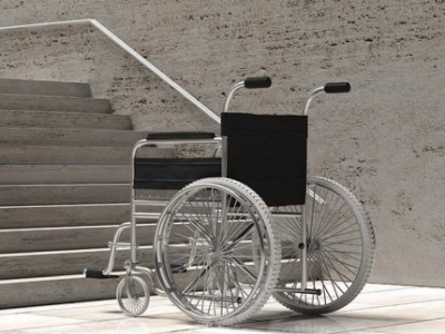 L’accessibilité aux personnes à mobilité réduite pour les ERP